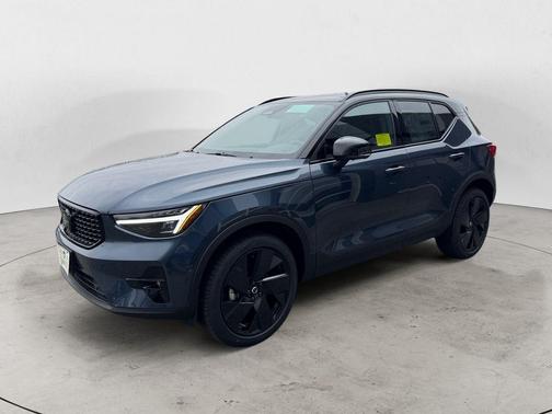 Denim Blue 2026 Volvo XC40 B5 Ultra Black Edition