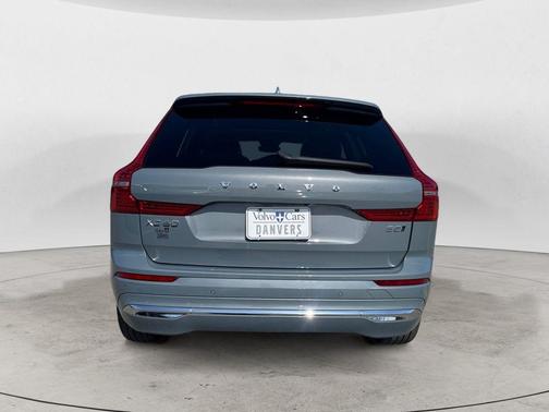 Gray Metallic 2023 Volvo XC60 B5 Plus Bright Theme
