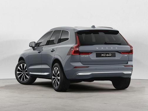 Gray Metallic 2023 Volvo XC60 B5 Plus Bright Theme