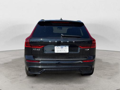 Onyx Black 2026 Volvo XC60 Plug-In Hybrid T8 Ultra
