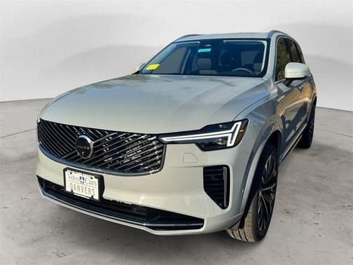 2025 Volvo XC90 B5 Plus 7-Seater