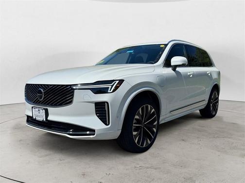 2025 Volvo XC90 Plug-In Hybrid T8 Ultra 6-Seater