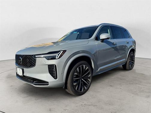 2025 Volvo XC90 B6 Ultra