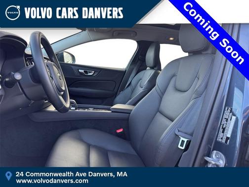 2025 Volvo V60 Cross Country B5 Plus