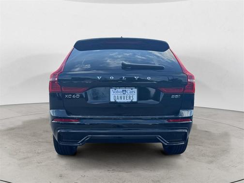2025 Volvo XC60 B5 Plus