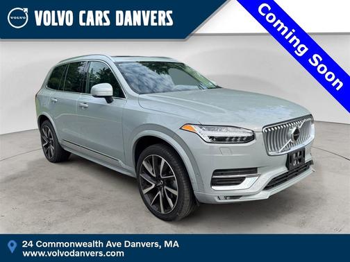 2024 Volvo XC90 B5 Plus Bright Theme