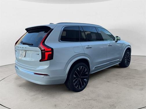 2026 Volvo XC90 Plug-In Hybrid T8 Ultra 7-Seater