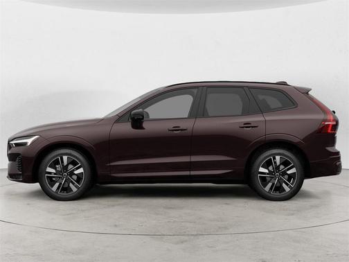 2026 Volvo XC60 B5 Core