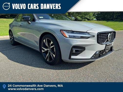 2025 Volvo S60 B5 Core