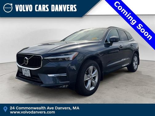 2022 Volvo XC60 B5 Momentum