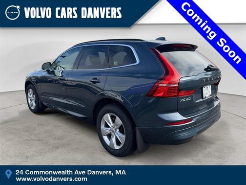 2022 Volvo XC60 B5 Momentum