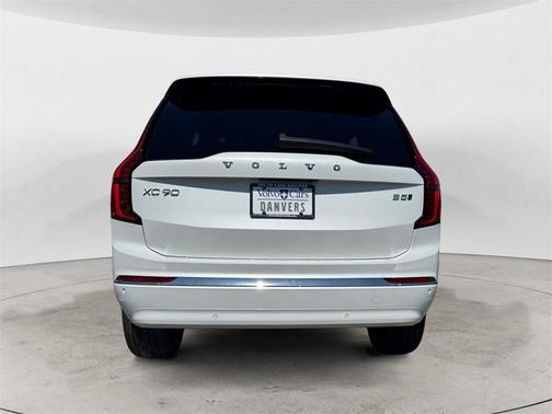 2025 Volvo XC90 B5 Plus 7-Seater