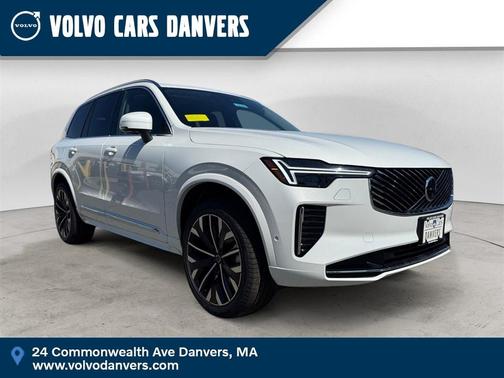 2025 Volvo XC90 B5 Plus 7-Seater