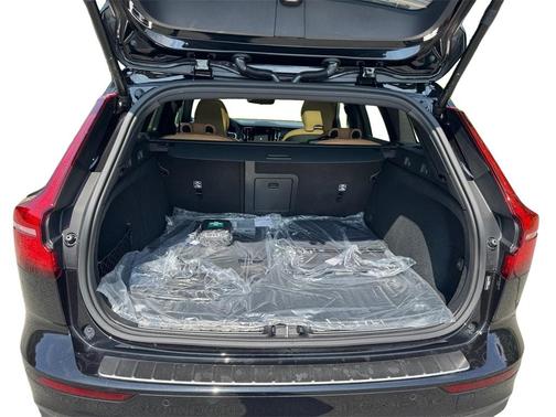 2026 Volvo V60 Cross Country B5 Ultra