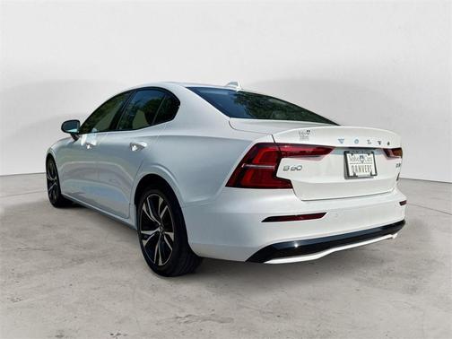 2025 Volvo S60 B5 Core