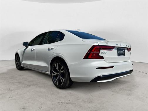 2025 Volvo S60 B5 Core