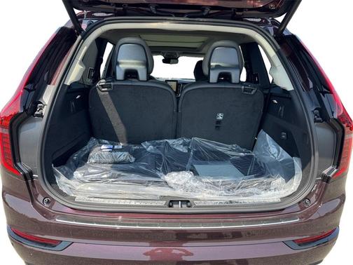 2026 Volvo XC90 B6 ULTRA THEME 6-SEATER