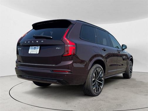 2026 Volvo XC90 B6 ULTRA THEME 6-SEATER