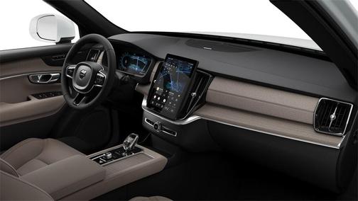 2025 Volvo XC90 B6 Plus 7-Seater