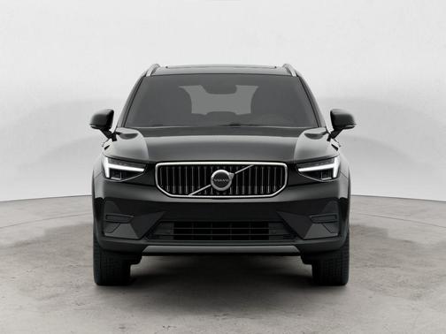 Black 2025 Volvo XC40 B5 Core Bright Theme
