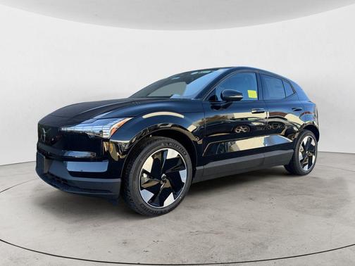 2026 Volvo EX30 Twin Motor Plus