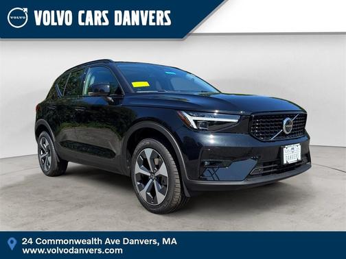 2026 Volvo XC40 B5 Plus