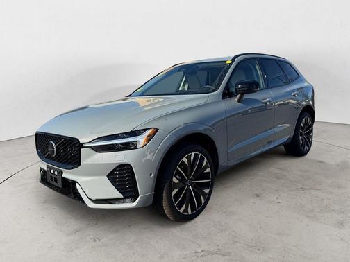 2026 Volvo XC60 B5 Ultra