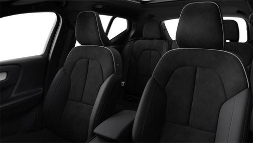 2026 Volvo XC40 B5 Ultra Black Edition