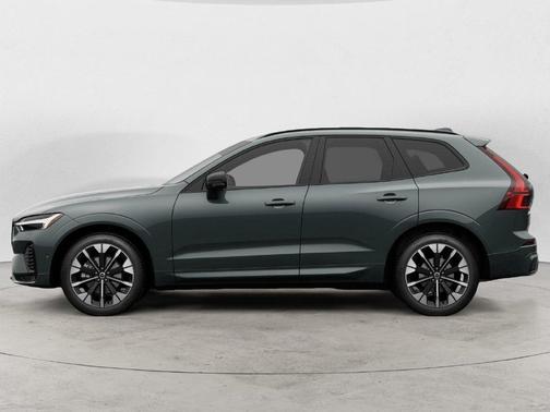 Forest Green 2027 Volvo XC60 PLUS