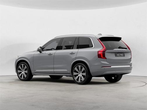 2024 Volvo XC90 B6 Plus Bright Theme 7-Seater