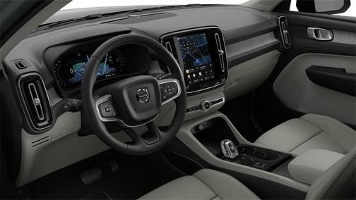 2026 Volvo XC40 B5 Plus