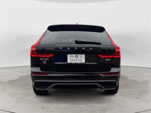 2025 Volvo XC60 B5 Core