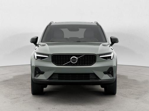 Sage Green Metallic 2023 Volvo XC40 B5 Plus Dark Theme