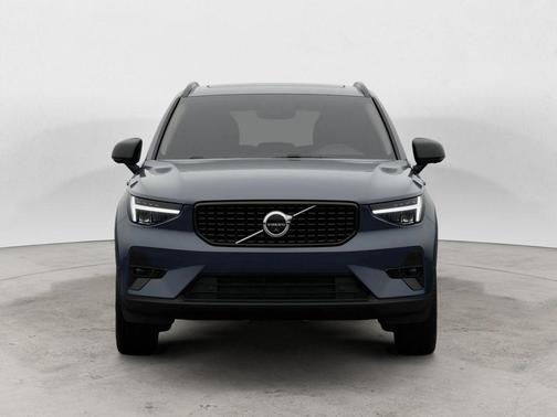 Denim Blue 2026 Volvo XC40 B5 Plus