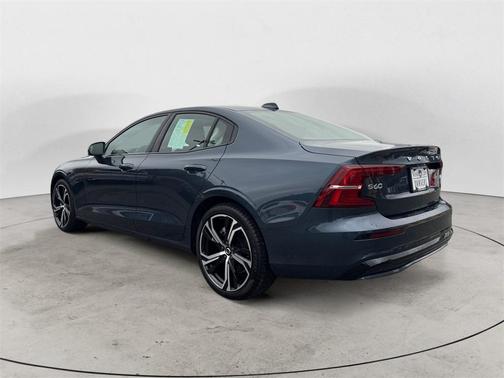 2025 Volvo S60 B5 Core