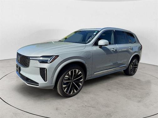 2026 Volvo XC90 Plug-In Hybrid T8 Plus 7-Seater