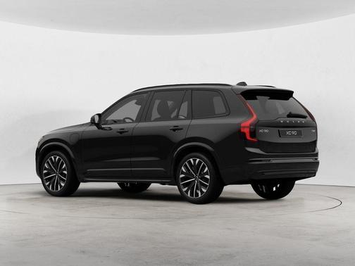Onyx Black 2026 Volvo XC90 Plug-In Hybrid T8 Ultra Dark Theme 6-Seater