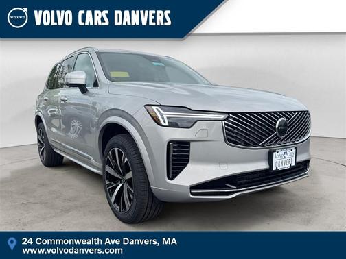 2025 Volvo XC90 B5 Core