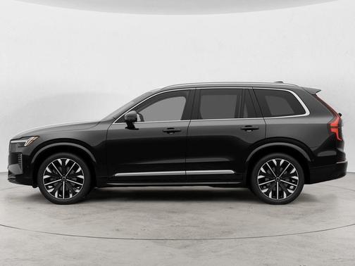 2025 Volvo XC90 B5 Plus