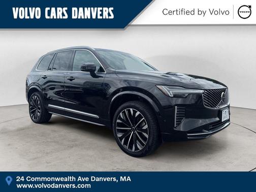 Onyx Black Metallic 2025 Volvo XC90 B5 Plus