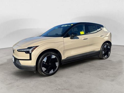 2026 Volvo EX30 Twin Motor Plus