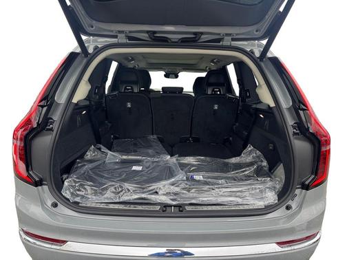 2026 Volvo XC90 B6 Ultra 7-Seater