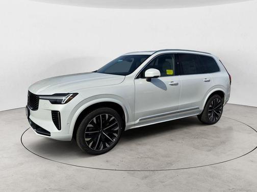 2026 Volvo XC90 B5 Plus 7-Seater