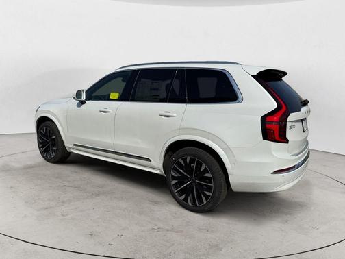 2026 Volvo XC90 B5 Plus 7-Seater