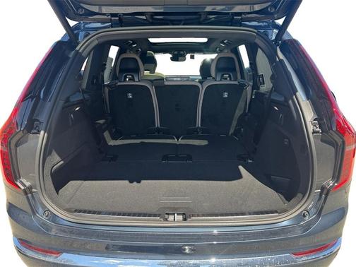 2025 Volvo XC90 Plug-In Hybrid T8 Plus 7-Seater