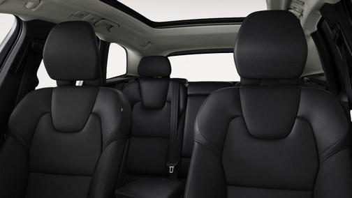 2023 Volvo XC60 B5 Plus Dark Theme