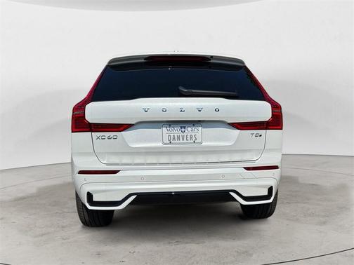 2025 Volvo XC60 Plug-In Hybrid T8 Ultra