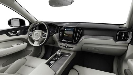 2025 Volvo XC60 Plug-In Hybrid T8 Ultra