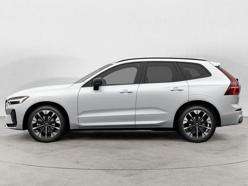 Crystal White 2026 Volvo XC60 B5 Plus
