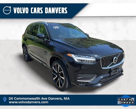 2022 Volvo XC90 T6 Momentum 7 Passenger